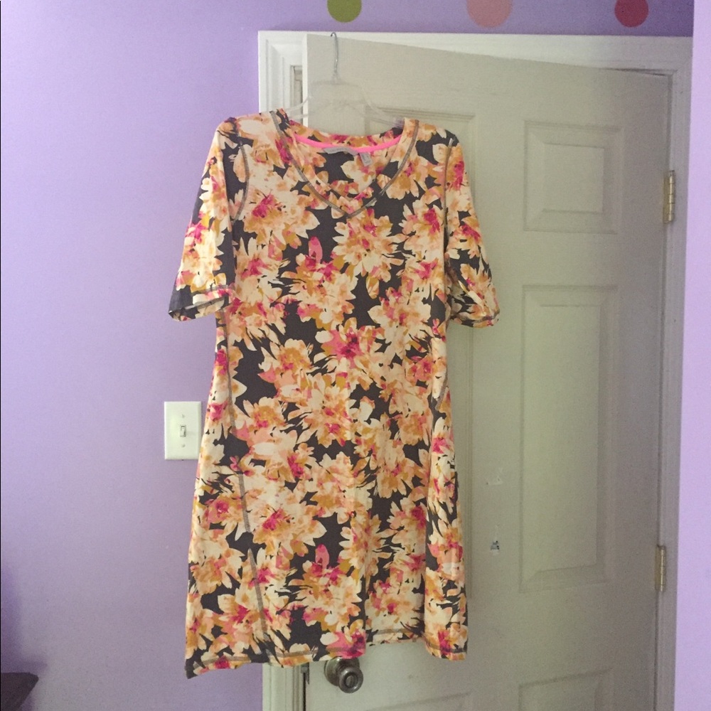 Isaac Mizrahi dress